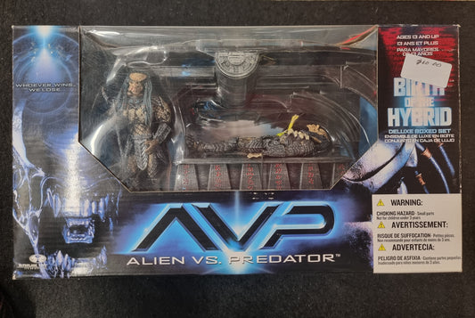 ALIEN vs PREDATOR BIRTH OF THE HYBRID DELUXE PLAYSET