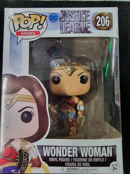 FUNKO POP JUSTICE LEAGUE WONDER WOMAN #206