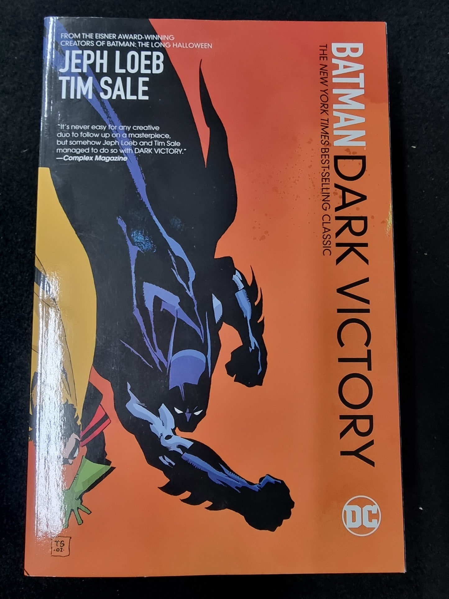 Batman Dark Victory Jeph Loeb Tim Sale Third Print Trade Paperback Graphic Novel