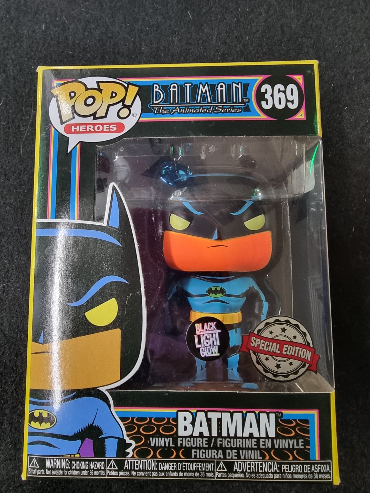 FUNKO POP BATMAN SPECIAL EDITION BLACK LIGHT GLOW #369