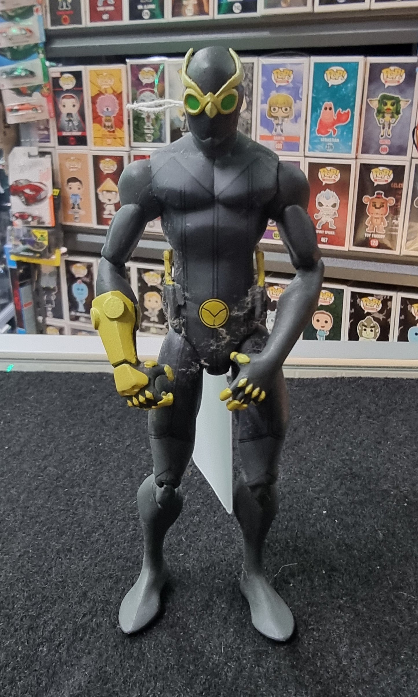 DC BATMAN vs ROBIN NINJA TALON FIGURE