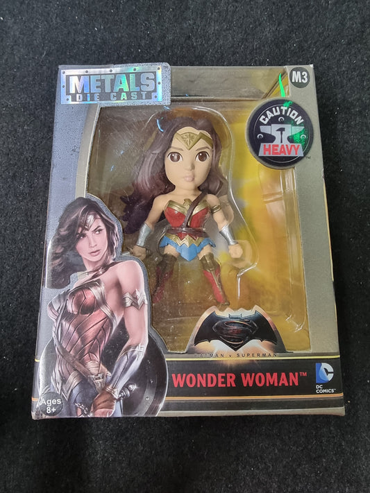 BATMAN v SUPERMAN METALS DIE CAST WONDER WONDER WOMAN