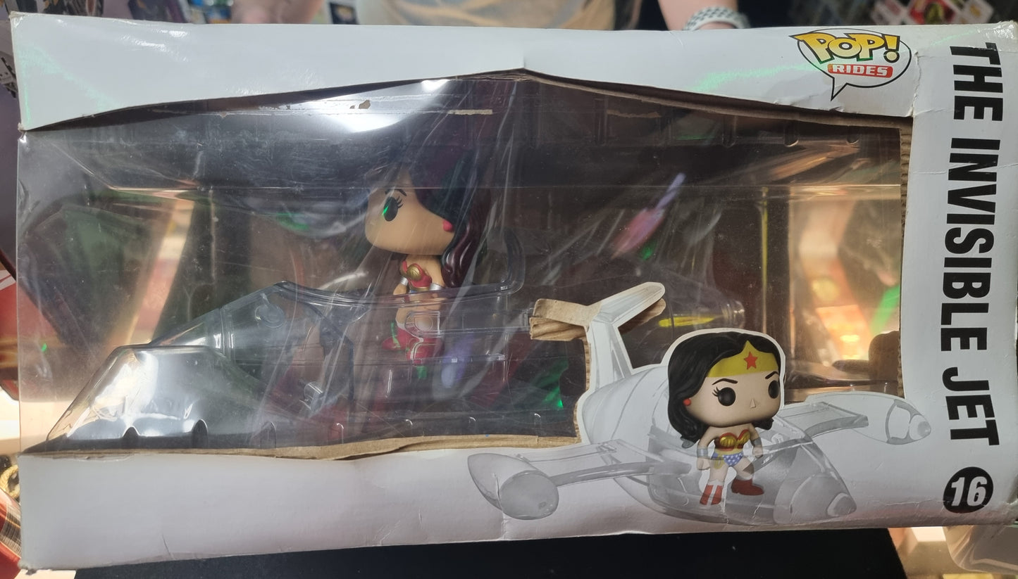 FUNKO POP WONDER WOMAN THE INVISIBILE JET WITH WONDER WOMAN  #16