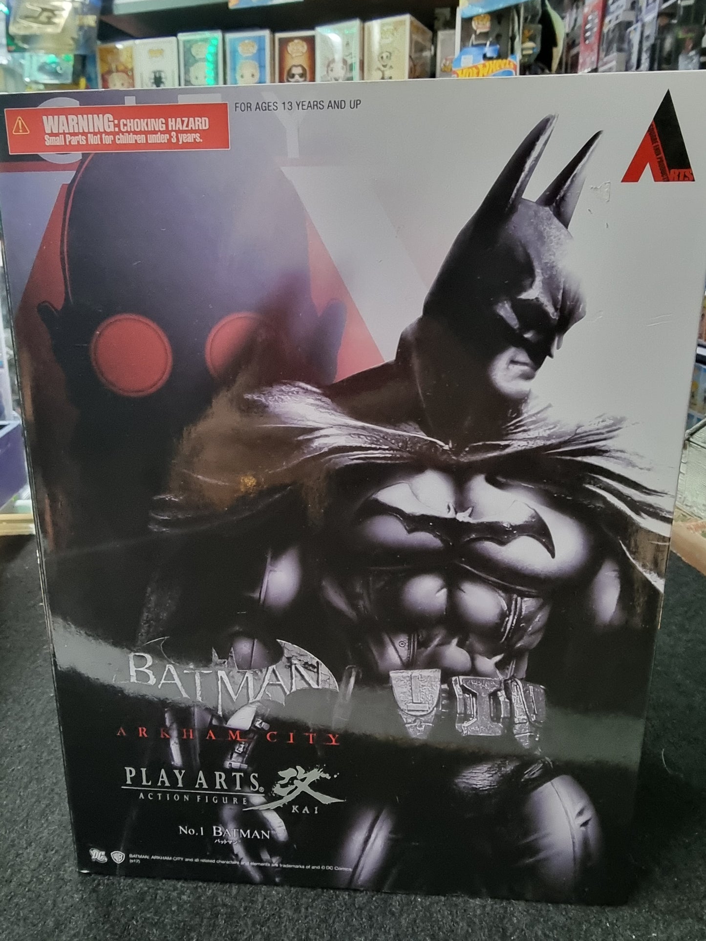 BATMAN ARKHAM CITY PLAY ARTS NO:1 BATMAN ACTION FIGURE