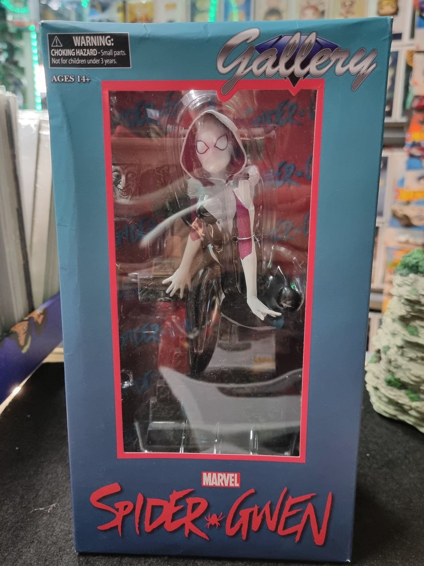 MARVEL SPIDER GWEN PVC FIGURE