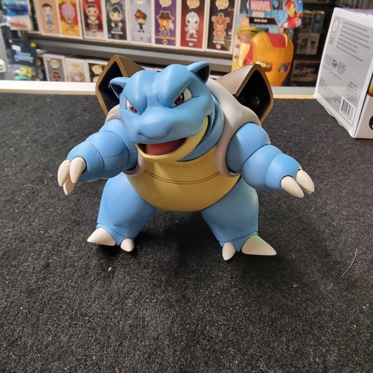 POKEMON BALSTOISE BATTLE FIGURE