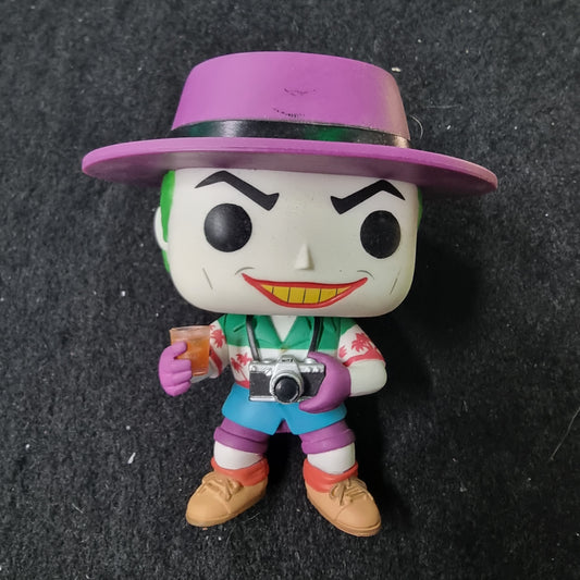 FUNKO POP DC SUPER HEROES THE JOKER #146