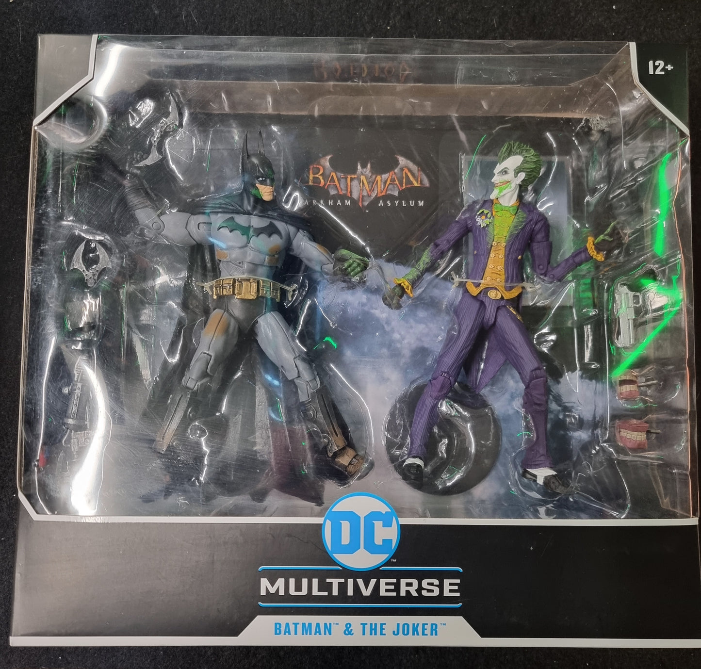 DC MULTIVERSE BATMAN & THE JOKER