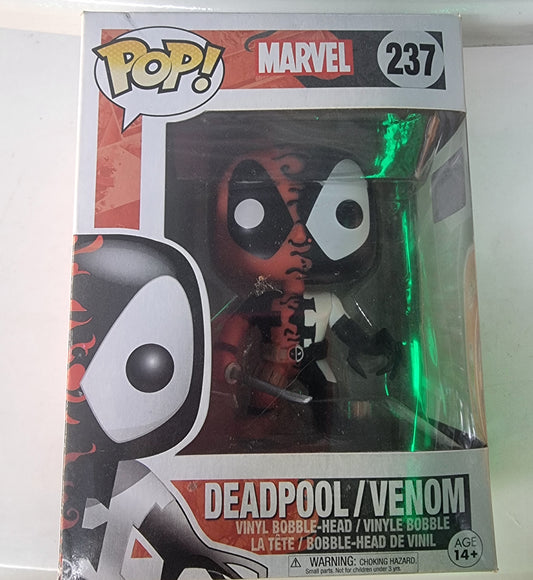 FUNKO POP MARVEL DEADPOOL/ VENOM #237