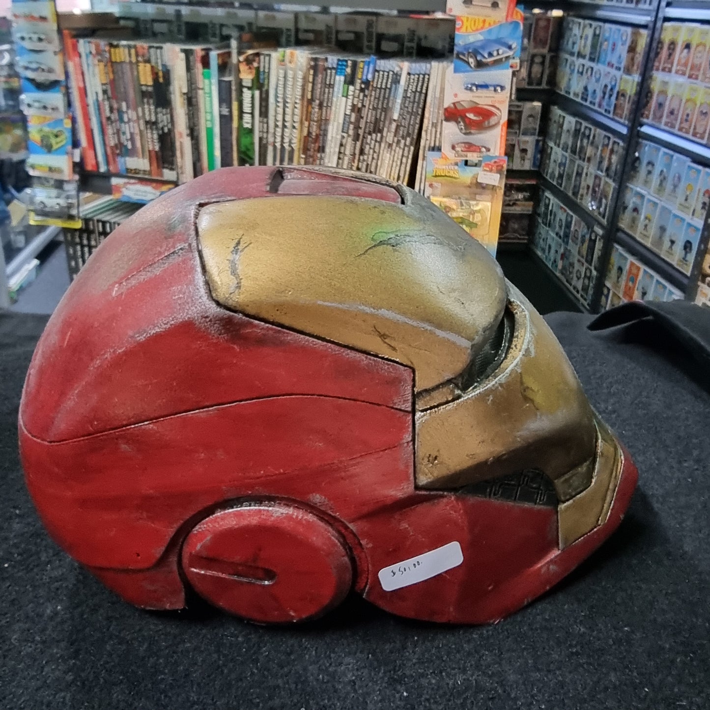 Iron Man Helmet Battle Damaged (No Box)