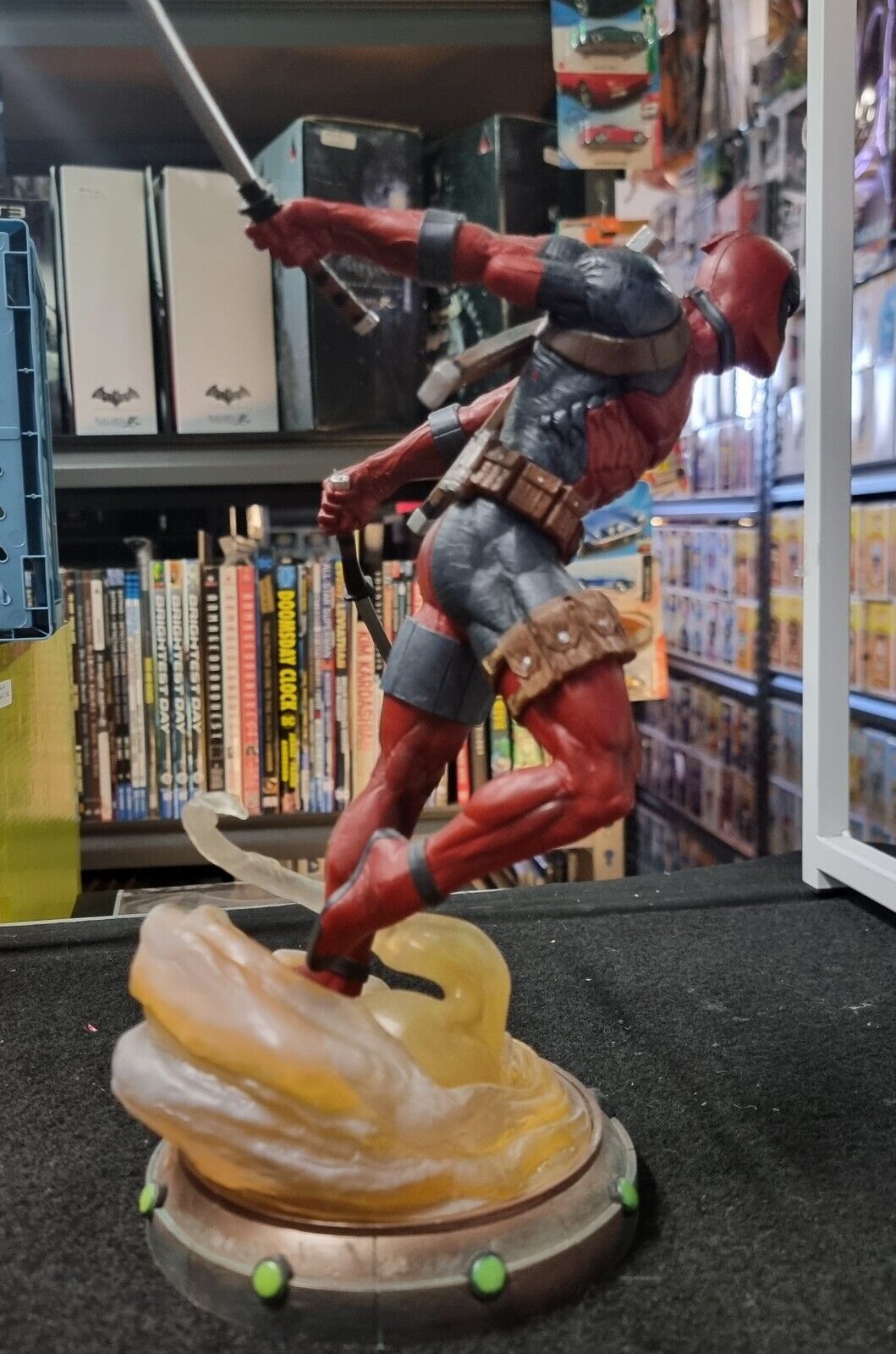 Marvel Gallery Deadpool 9-Inch PVC Figure Statue ( No Box)