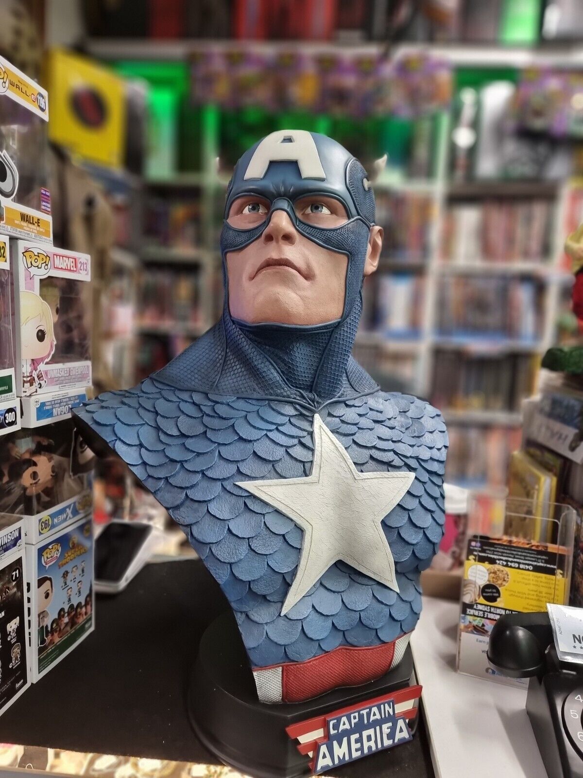 SIDESHOW MARVEL CAPTAIN AMERICA LIFE-SIZE FULL BUST ONLY 1000 MADE!