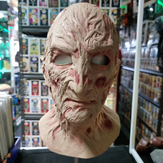 Adults A Nightmare on Elm Street 4: The Dream Master™ Deluxe Freddy Krueger Mask