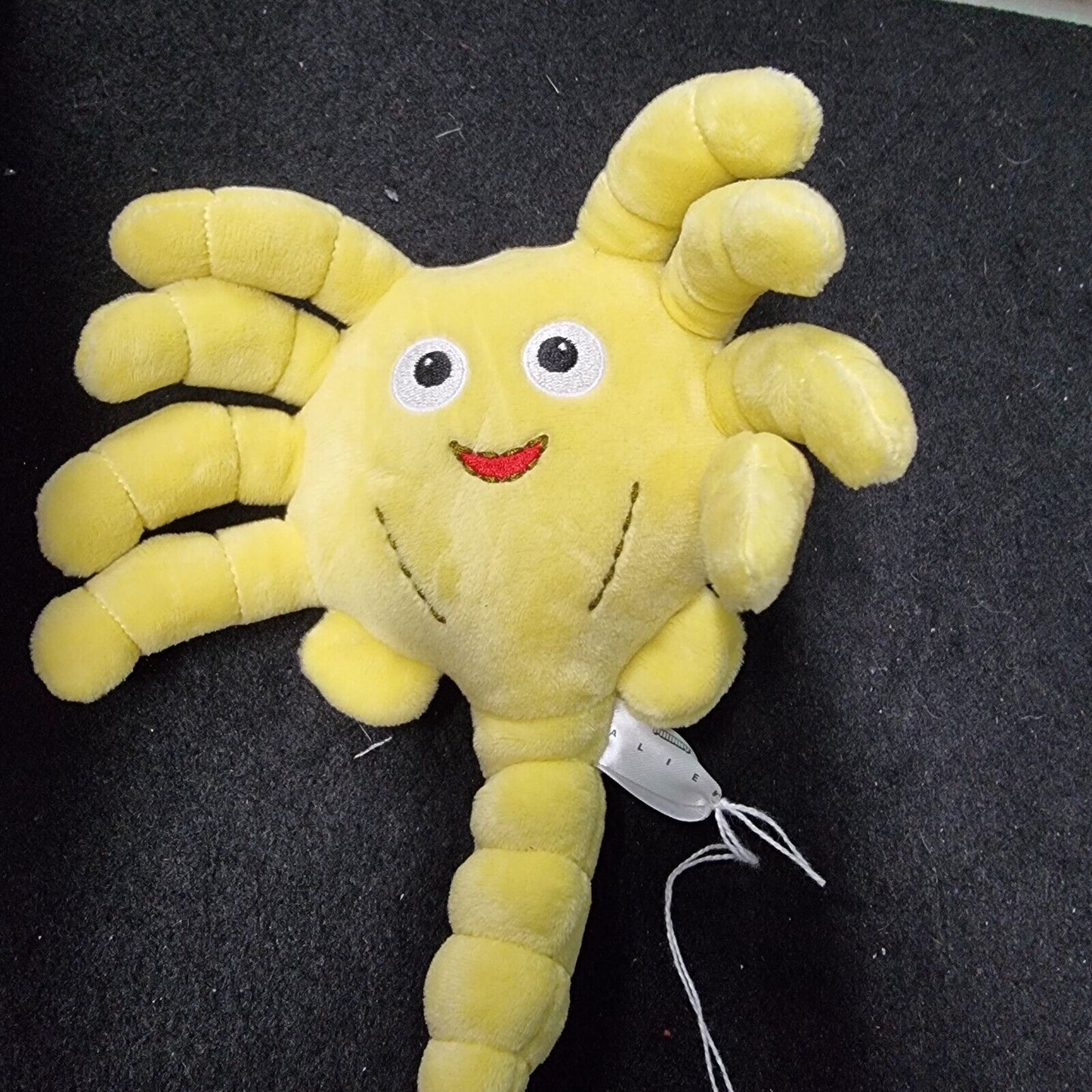 Alien Facehugger Loot Crate Exclusive Plush Phunny Kidrobot Stuffed Animal