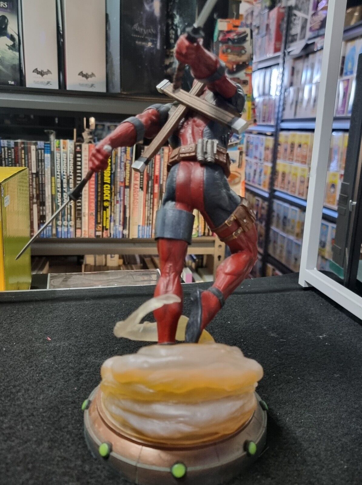 Marvel Gallery Deadpool 9-Inch PVC Figure Statue ( No Box)