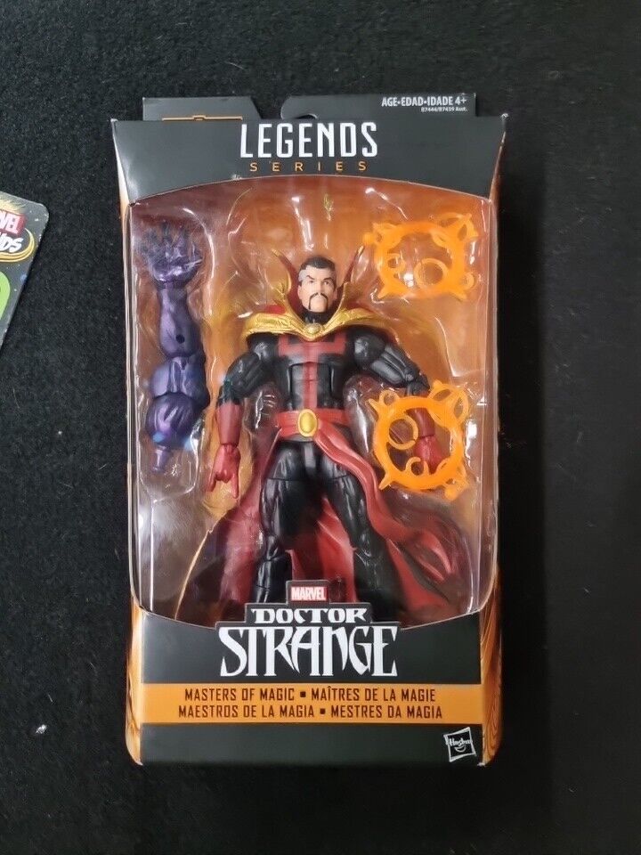 Hasbro Marvel Legends Series classic Doctor Strange 6" in. 