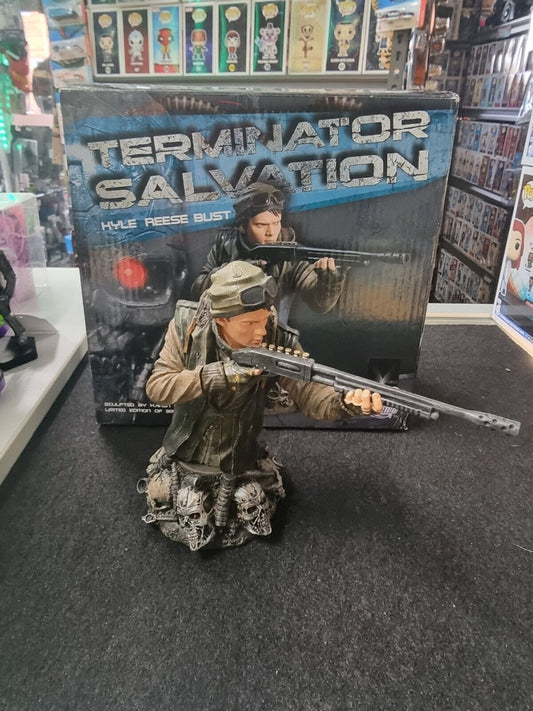 TERMINATOR SALVATION KYLE REESE BUST, DC COMICS