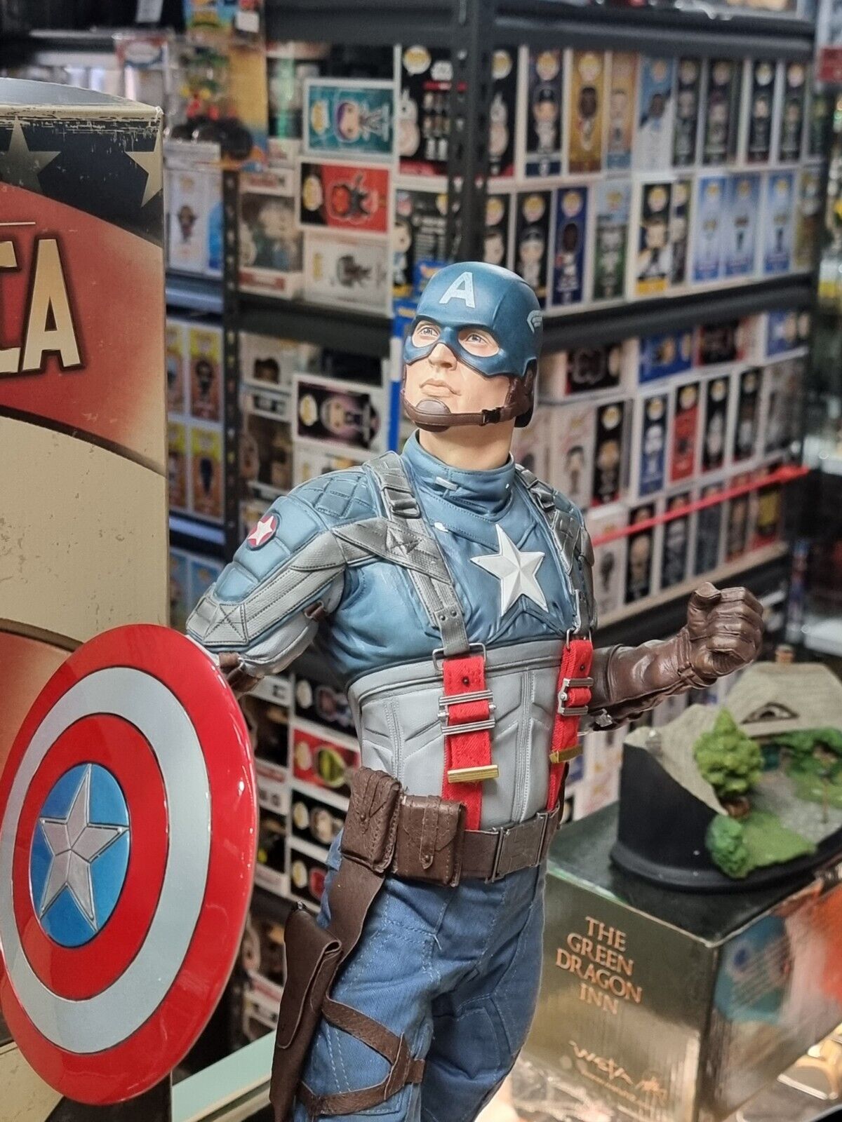 Sideshow Captain America First Avenger Premium Format Figure EXCLUSIVE 303/500