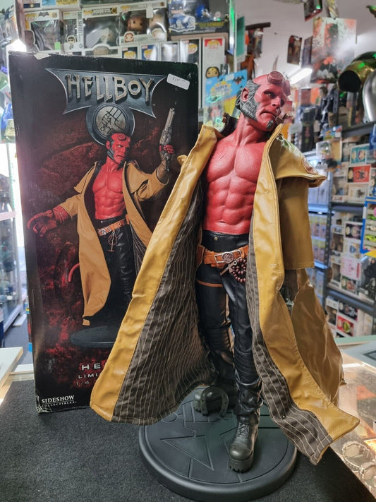 2004 Sideshow Collectibles Hellboy 1/4 Scale Figure STATUE 0536/2000