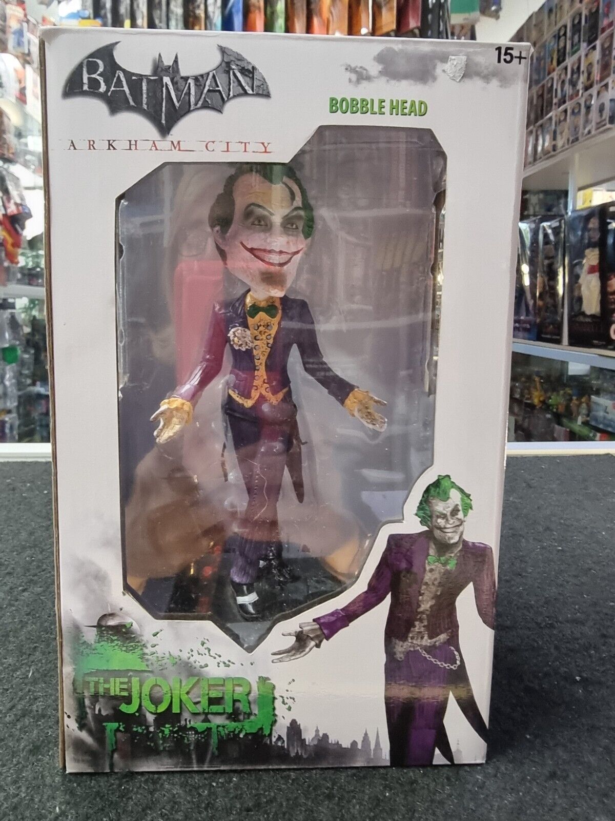 Batman - Arkham City THE JOKER Wacky Wobbler BobbleHead Bobble - IKON 21cm