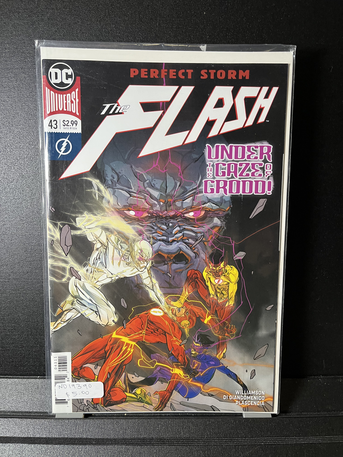 The Flash #43 DC Comics