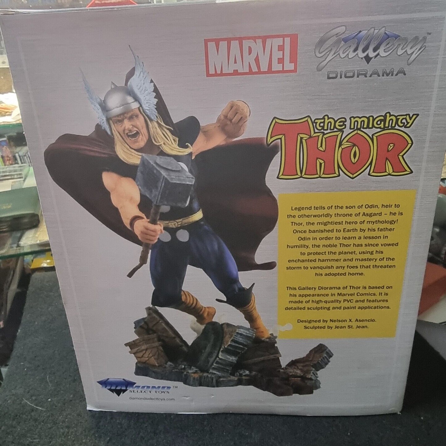 Diamond Select Diaroma Marvel The Mighty Thor 