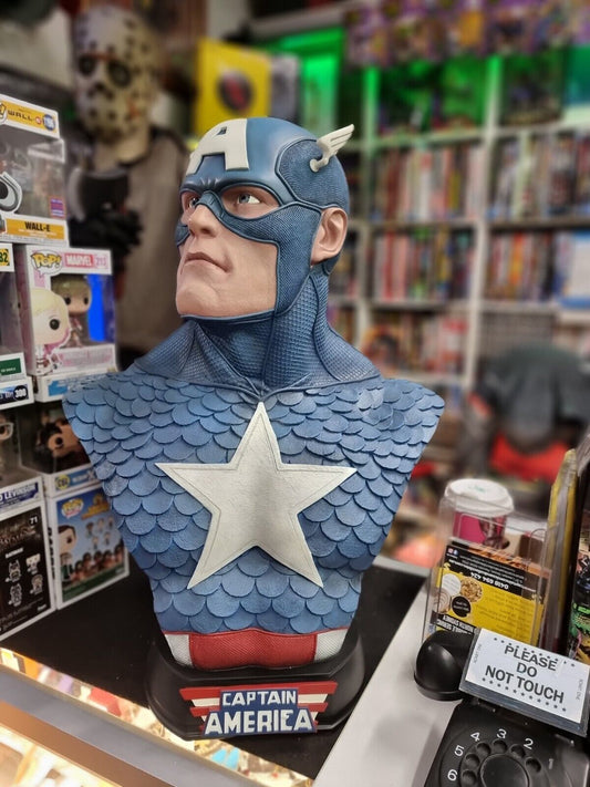 SIDESHOW MARVEL CAPTAIN AMERICA LIFE-SIZE FULL BUST ONLY 1000 MADE!