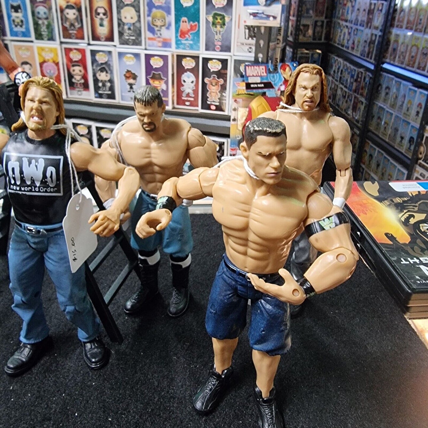 8 X  Wrestlers Wrestling Figures Bulk Lot 