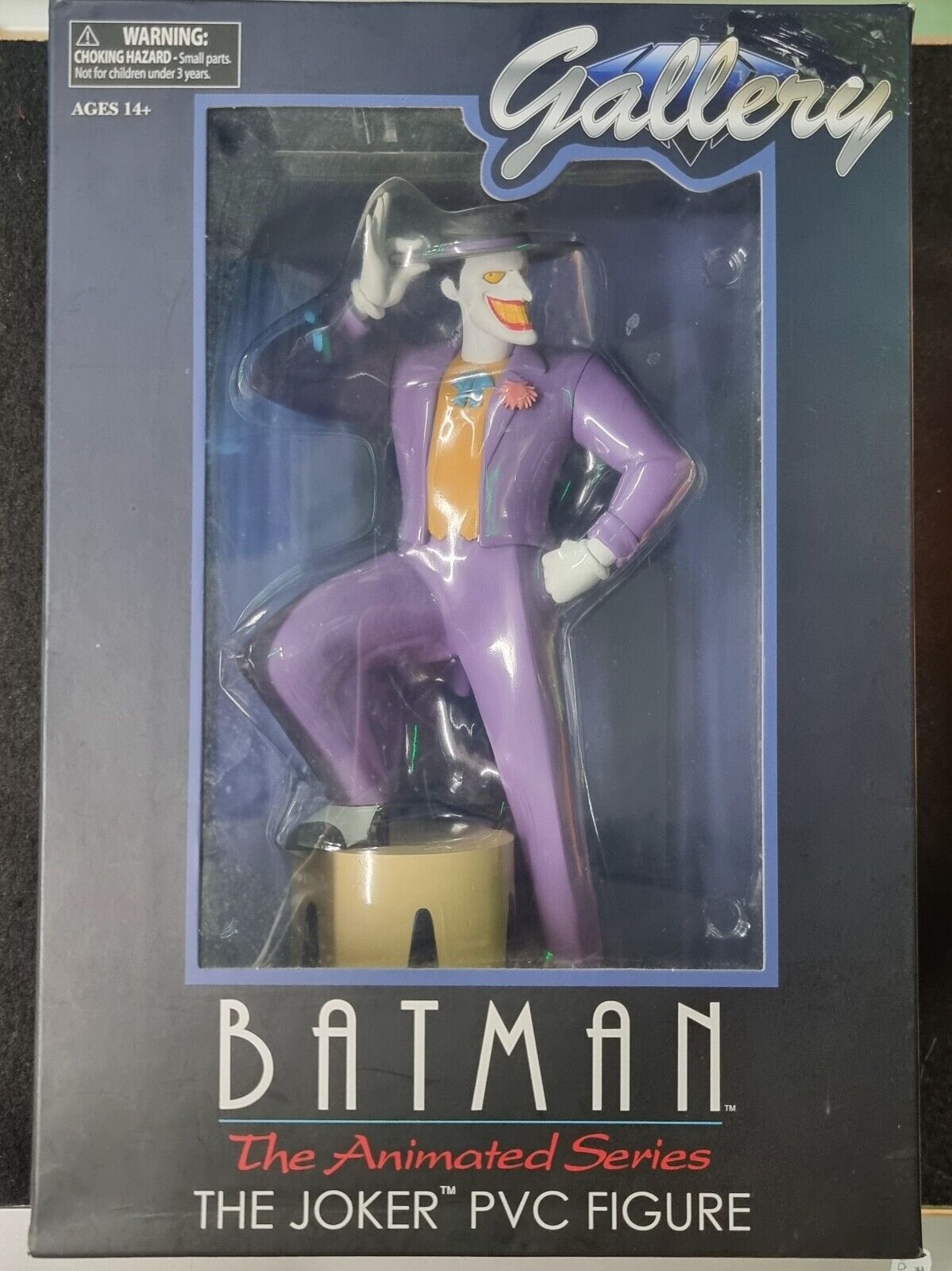 Diamond Select Gallery DC Batman Animated Series BTAS The Joker PVC Figure