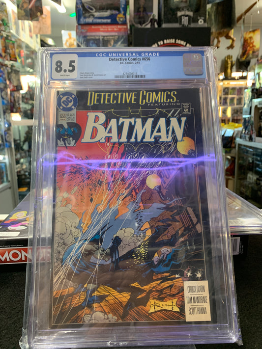 Detective comics Batman no656 graded 8.5