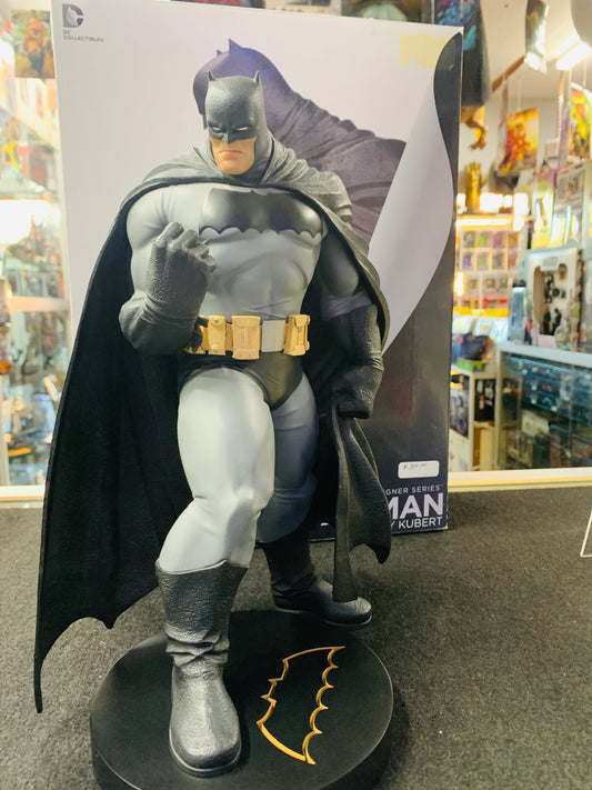 Batman DC figurine 12 inch numbered 3704/5000