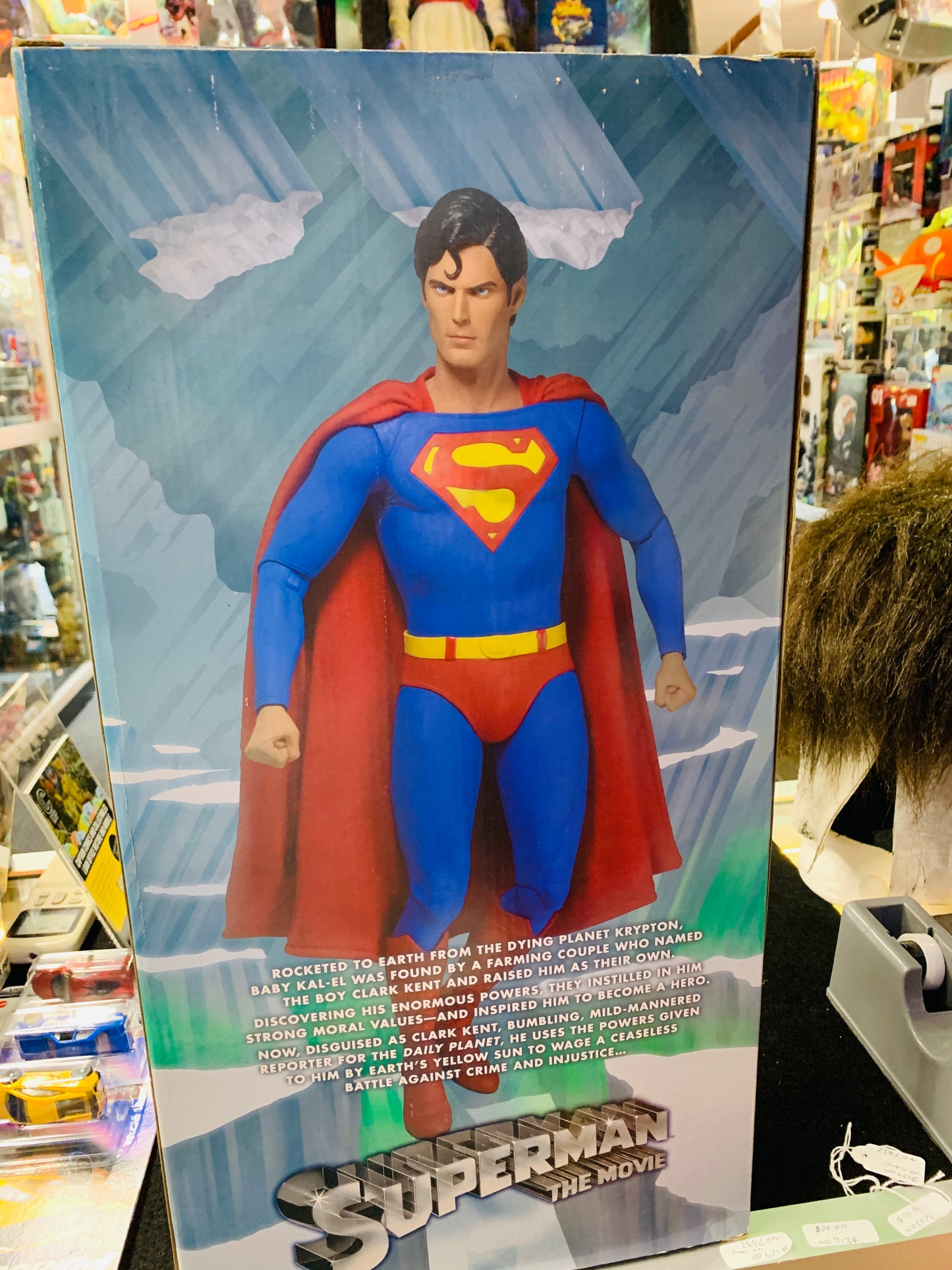 Superman Christopher Reeves classic Superman classic 1/4 scale Neca damage box item as per pictures