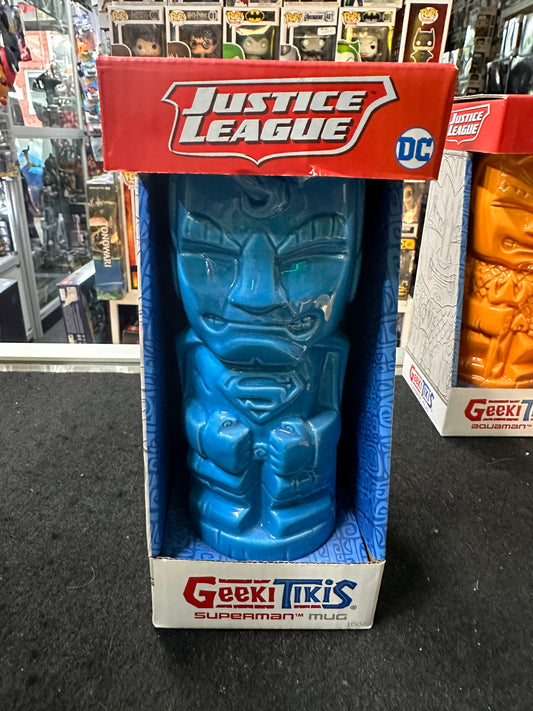 JUSTICE LEAGUE GEEKI TIKIS SUPERMAN MUG