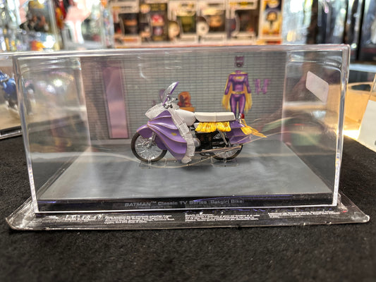 BATMAN CLASSIC TV SERIERS BATGIRL BIKE