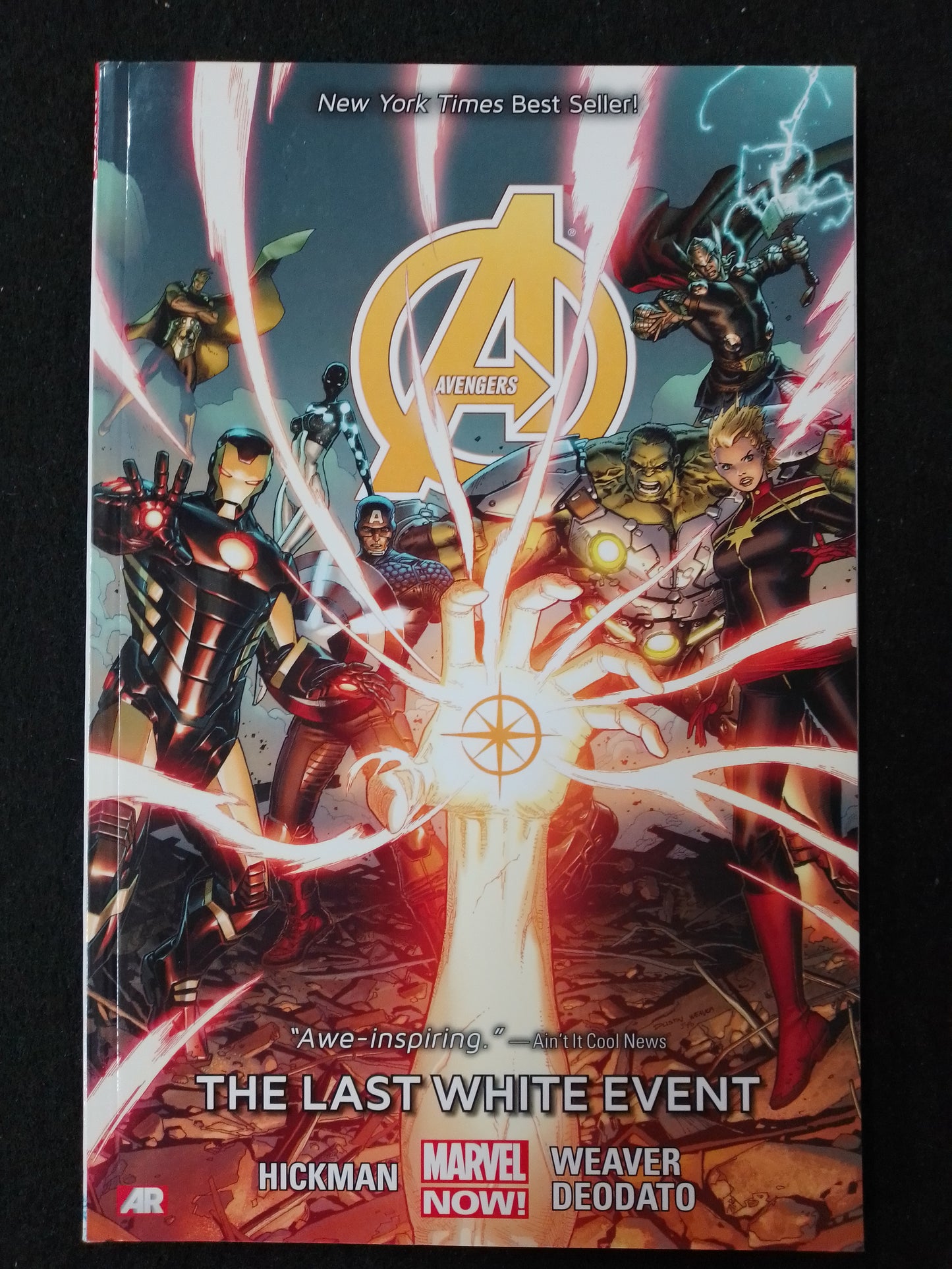 Avengers - The Last White Event 2 Marvel Graphic Novel - N06495