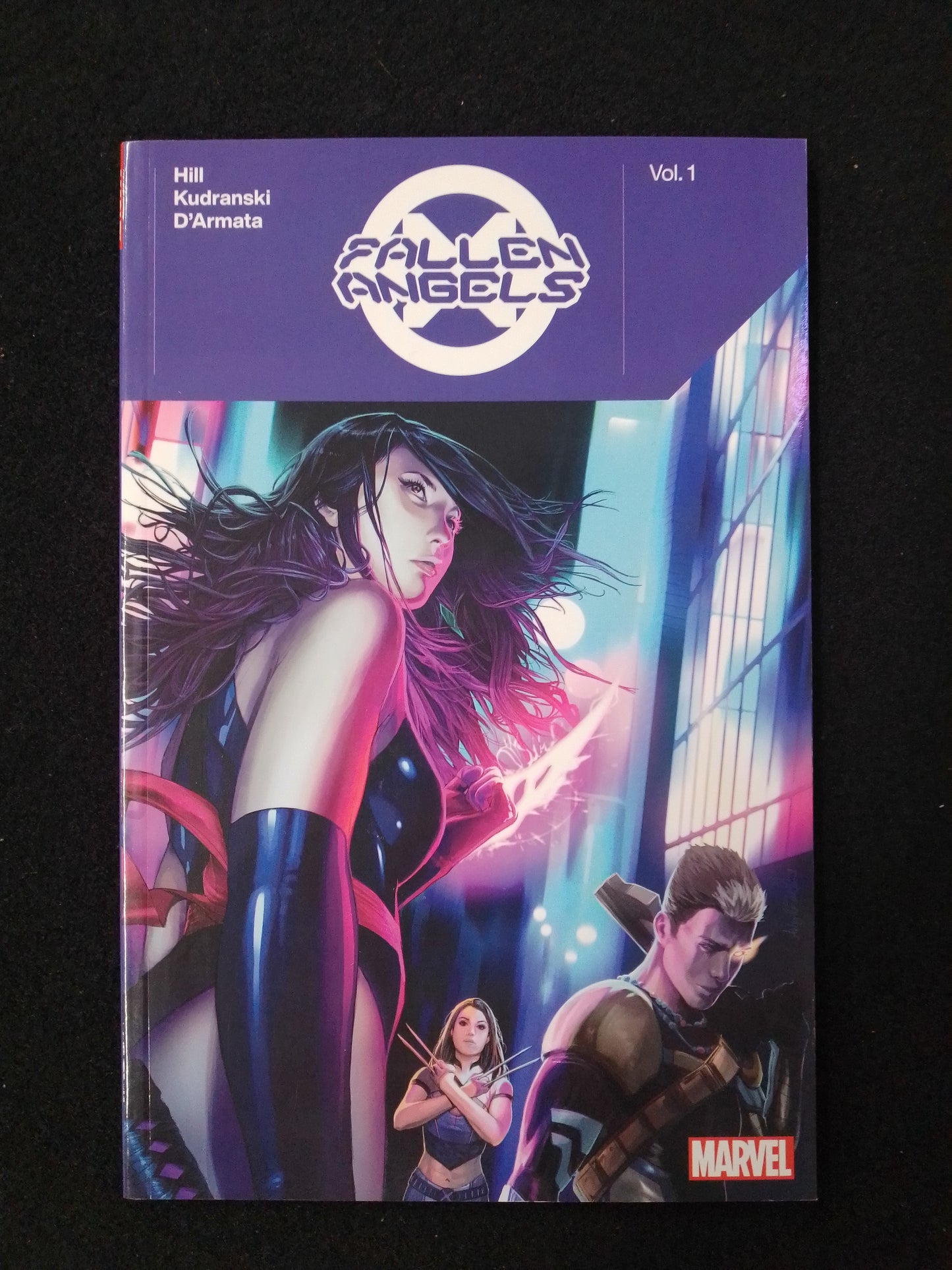 X Fallen Angels Marvel Graphic Novel Volume 1 - N06777