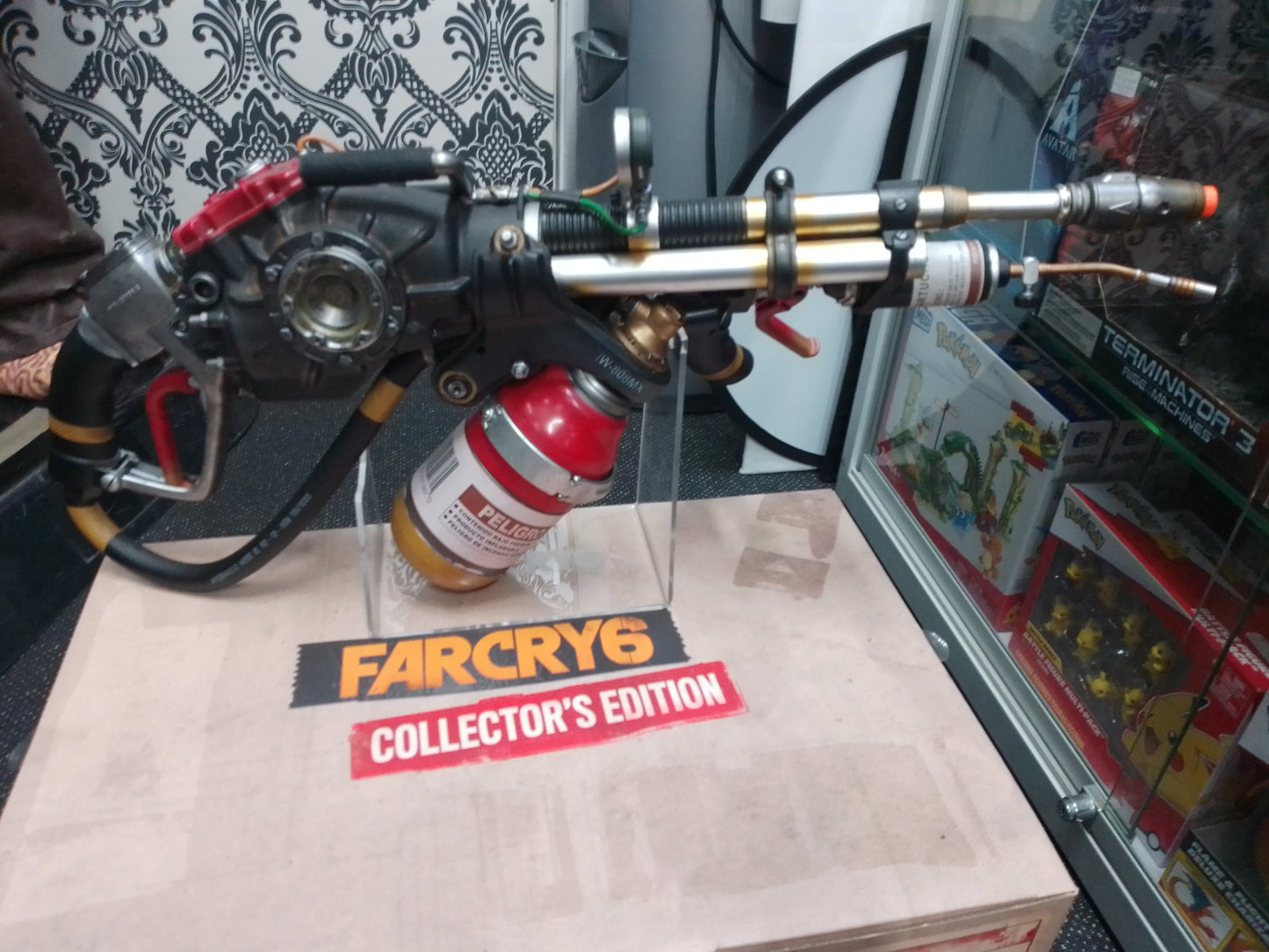 Far Cry 6 Tostador Flame Thrower Collector's Edition - No Game - N08732