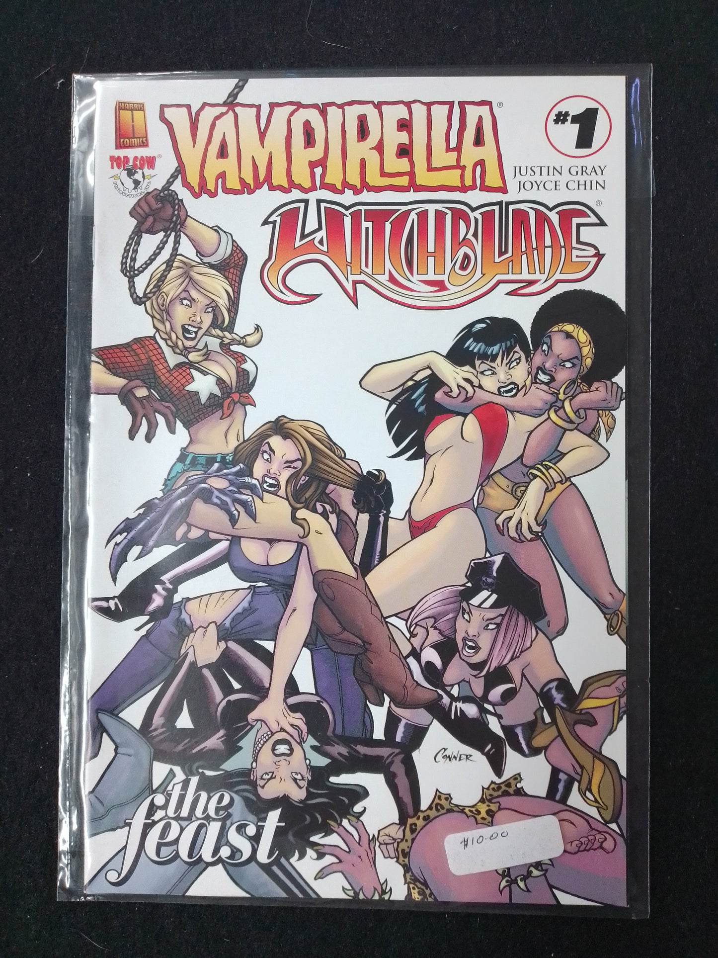 Vampirella - Vampirella Witchblade #1 Comic Book - Harris Comics - N08863