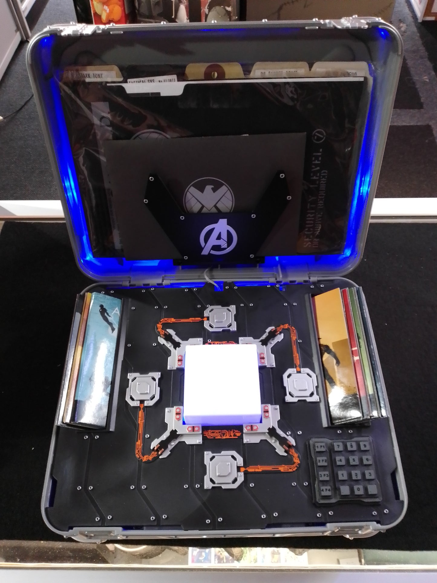 Marvel Cinematic Universe: Phase One - Avengers Assembled Blu-ray Box Briefcase