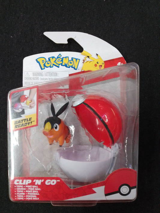 Pokemon Tepig & Poke Ball Clip 'N' Go Figurine Set - N08982