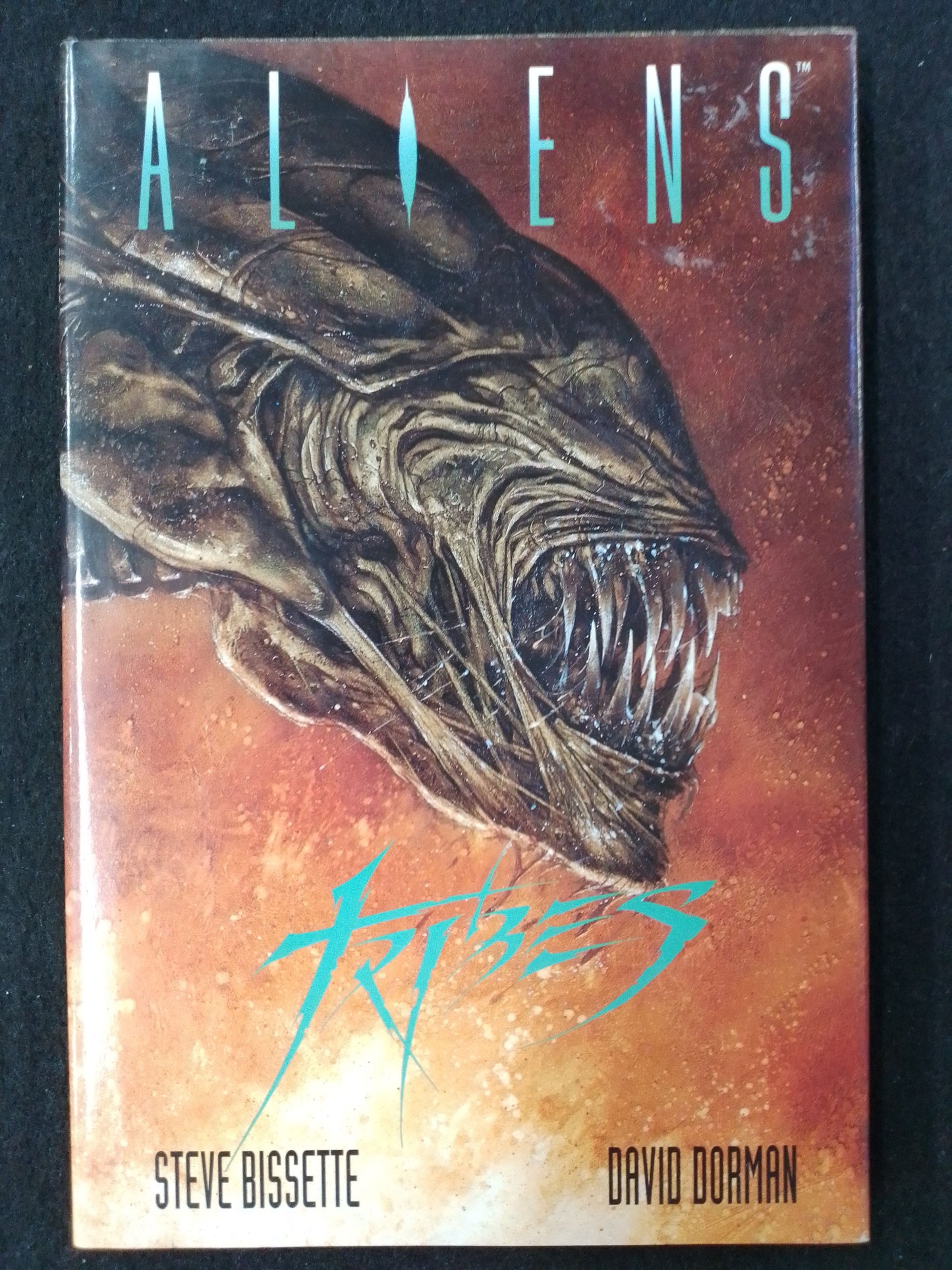 Aliens : Tribes By Steve Bissette - Dark Horse Publishing Graphic Novel - N08989