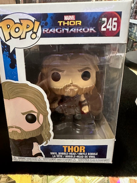 Funko POP! Marvel Thor Ragnarok Thor #246 (Holding Surtur's Skeletal faceplate)