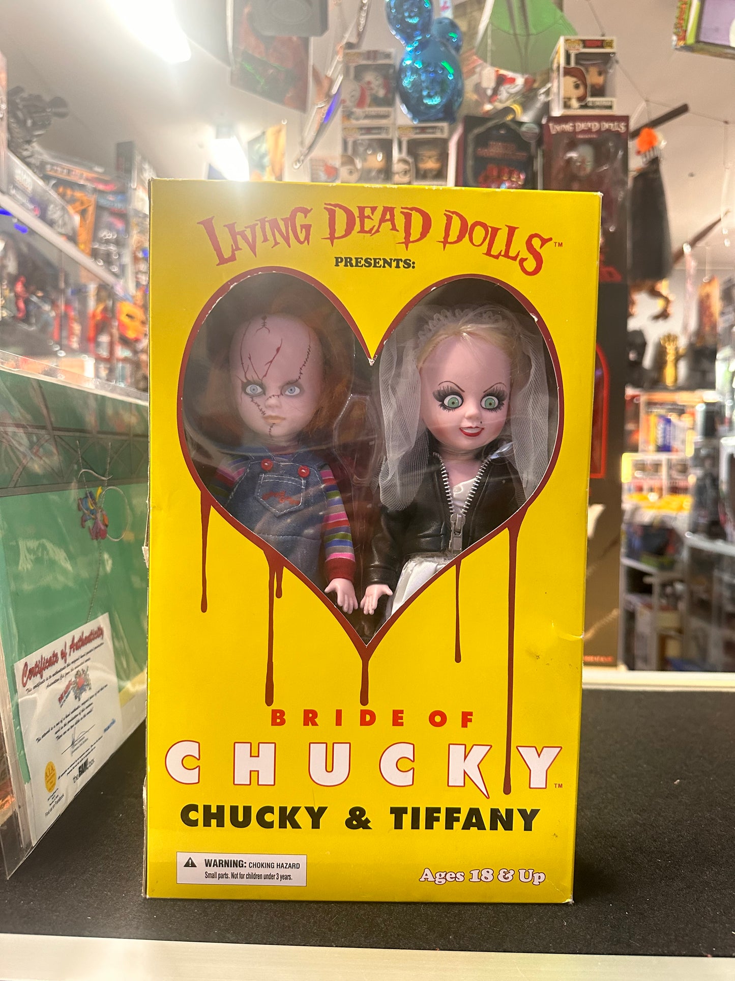 MEZCO LIVING DEAD DOLLS CHUCKY AND TIFFANY DOLL BRIDE OF CHUCKY