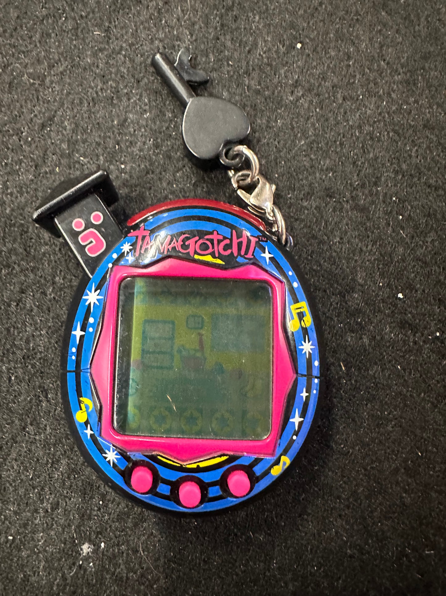 TAMAGOTCHI BLACK