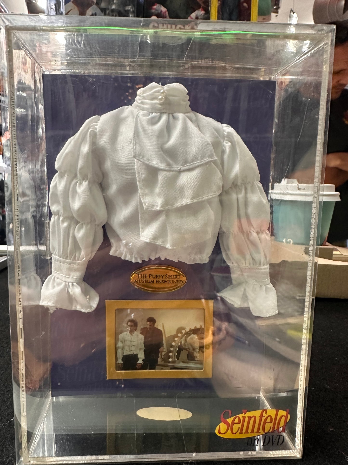 SEINFELD PUFFY SHIRT DISPLAY CASE