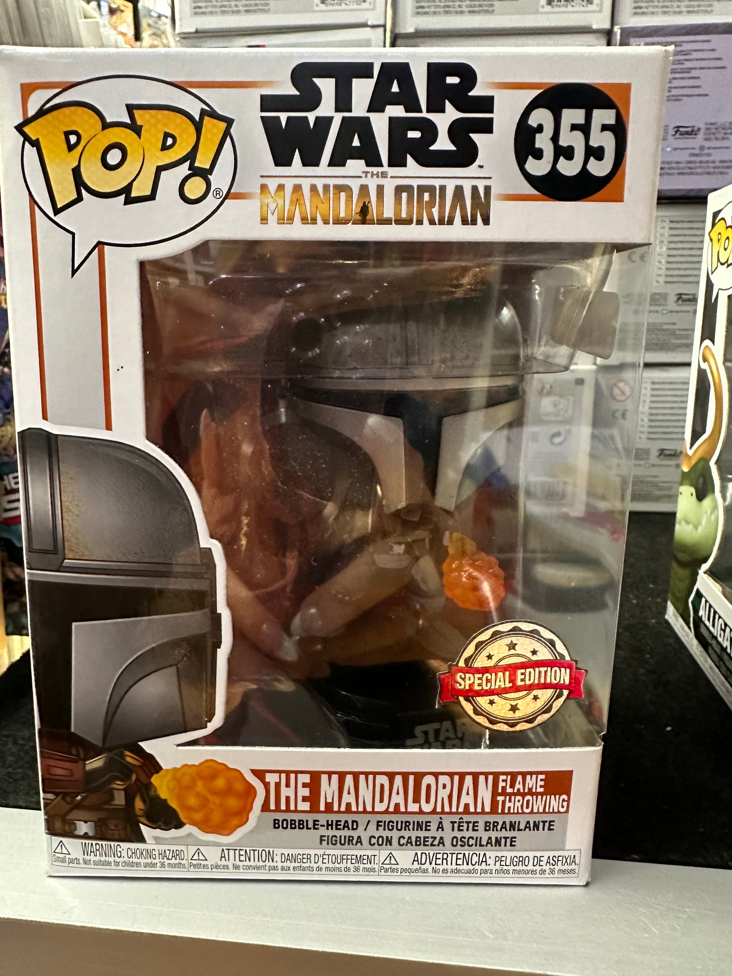 FUNKO POP STAR WARS THE MANALORIAN FLAME THROWING #355