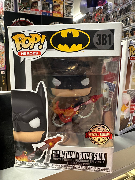 FUNKO POP BATMAN (GUITAR SOLO) #381