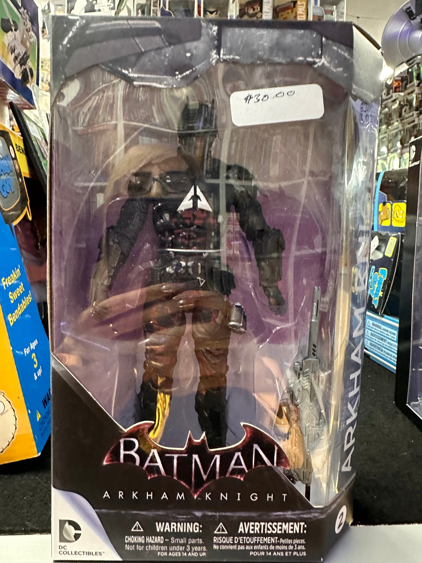 BATMAN ARKHAM KNIGHT FIGURE