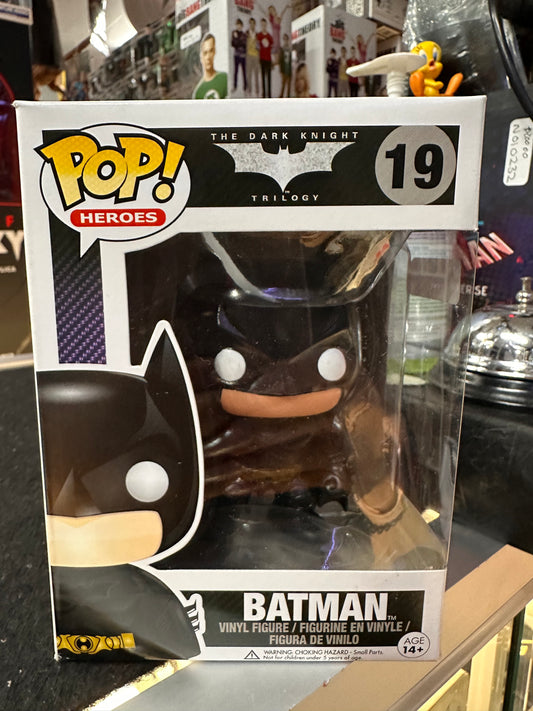 FUNKO POP THE DARK KNIGHT BATMAN #19