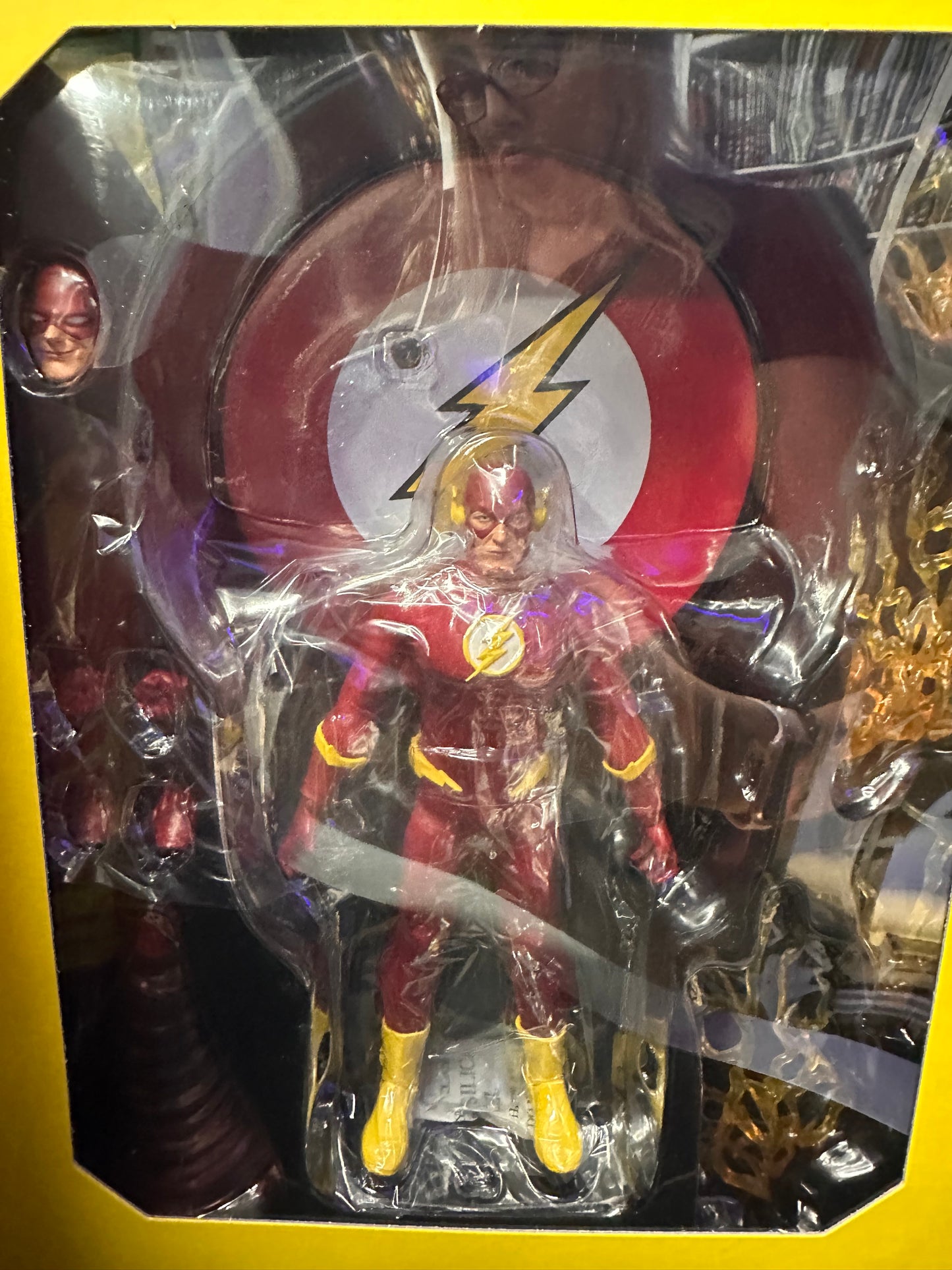 THE FLASH DC COMICS ONE:12 COLLECTIVE ACTION FIGURE